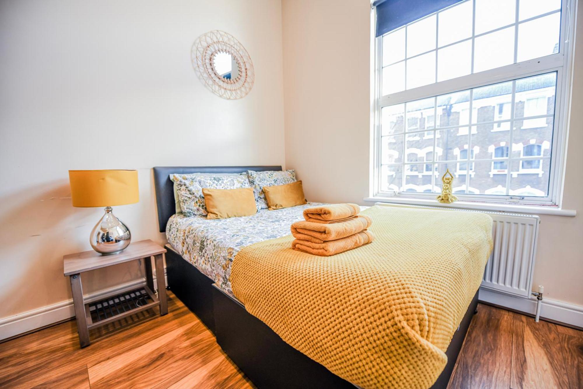 Charming 2-Bedroom Flat In Shepherd'S Bush, Near Hammersmith Лондон Екстериор снимка