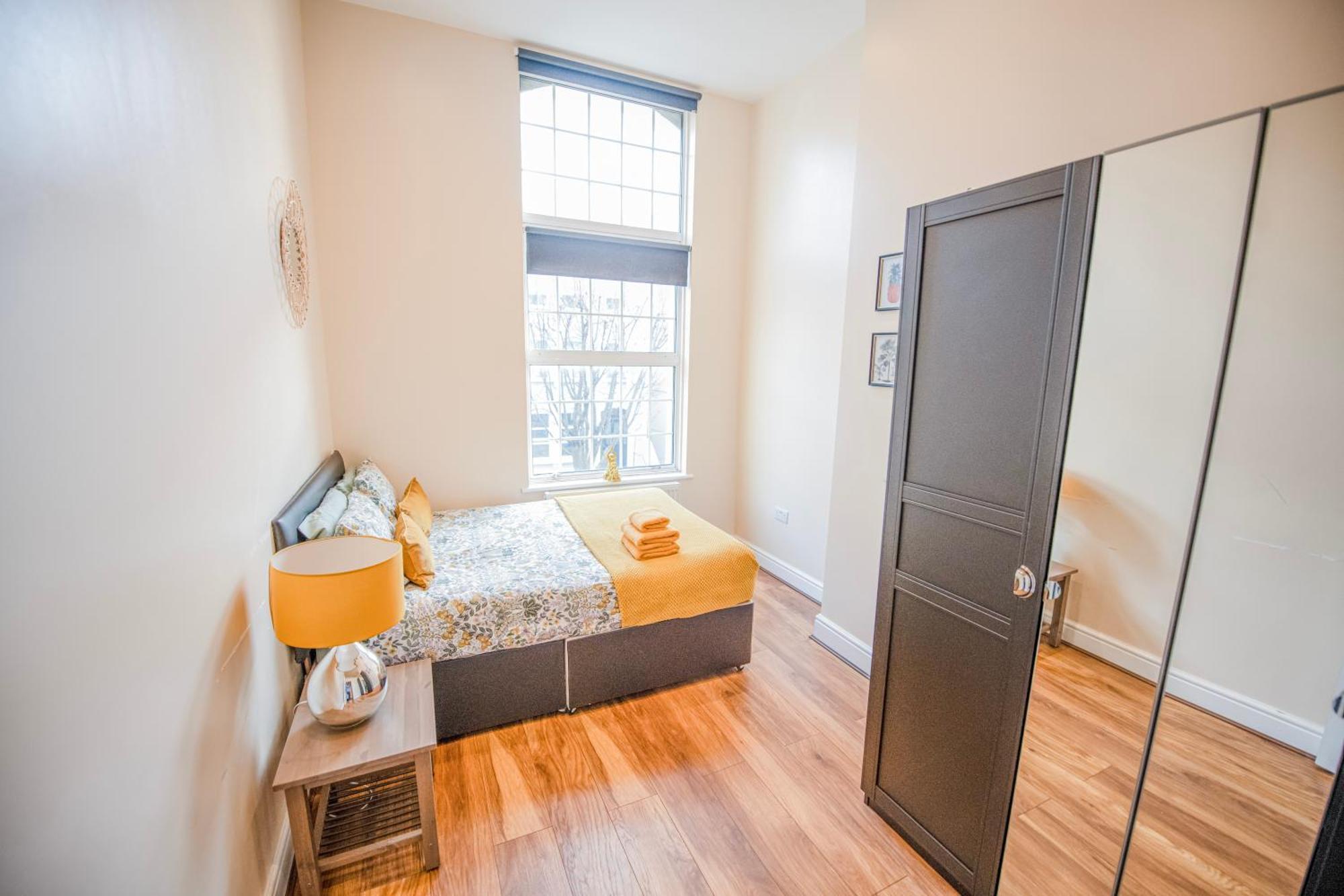 Charming 2-Bedroom Flat In Shepherd'S Bush, Near Hammersmith Лондон Екстериор снимка